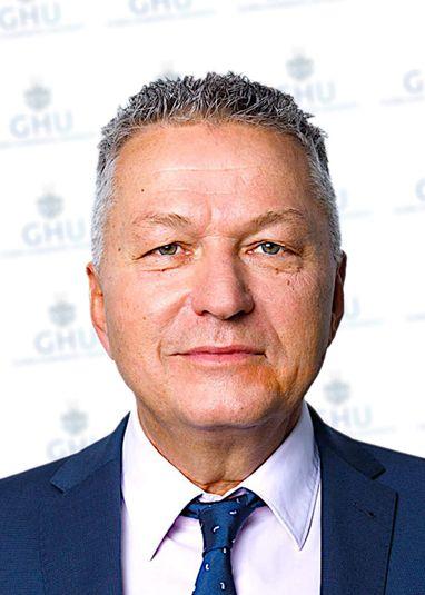 Dr. Helmar Grabner Dr. Helmar Grabner